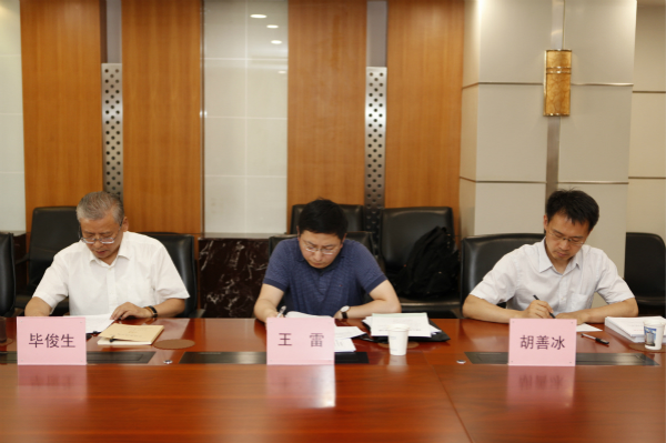 9_meitu_1.jpg 9_meitu_1.jpg